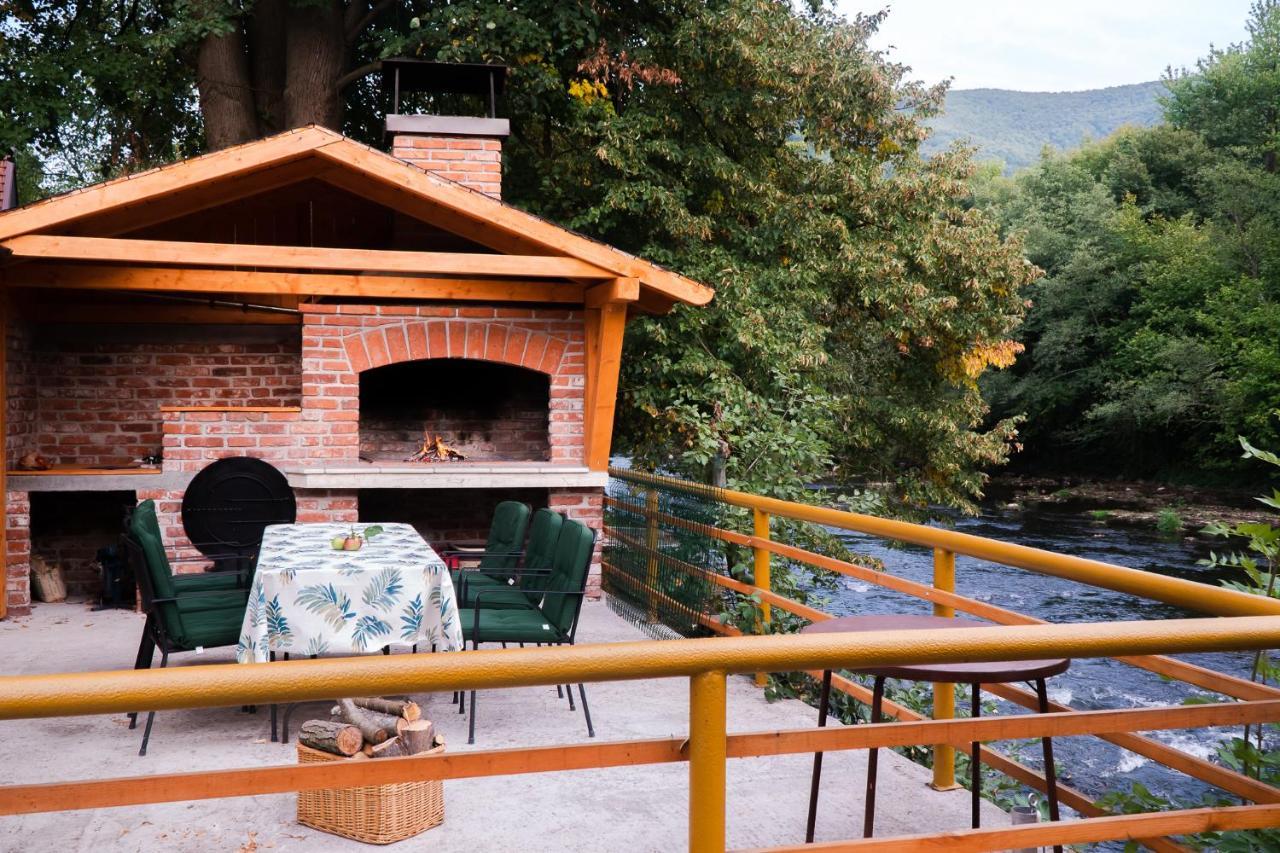 Eden Visoko Apartment Bagian luar foto