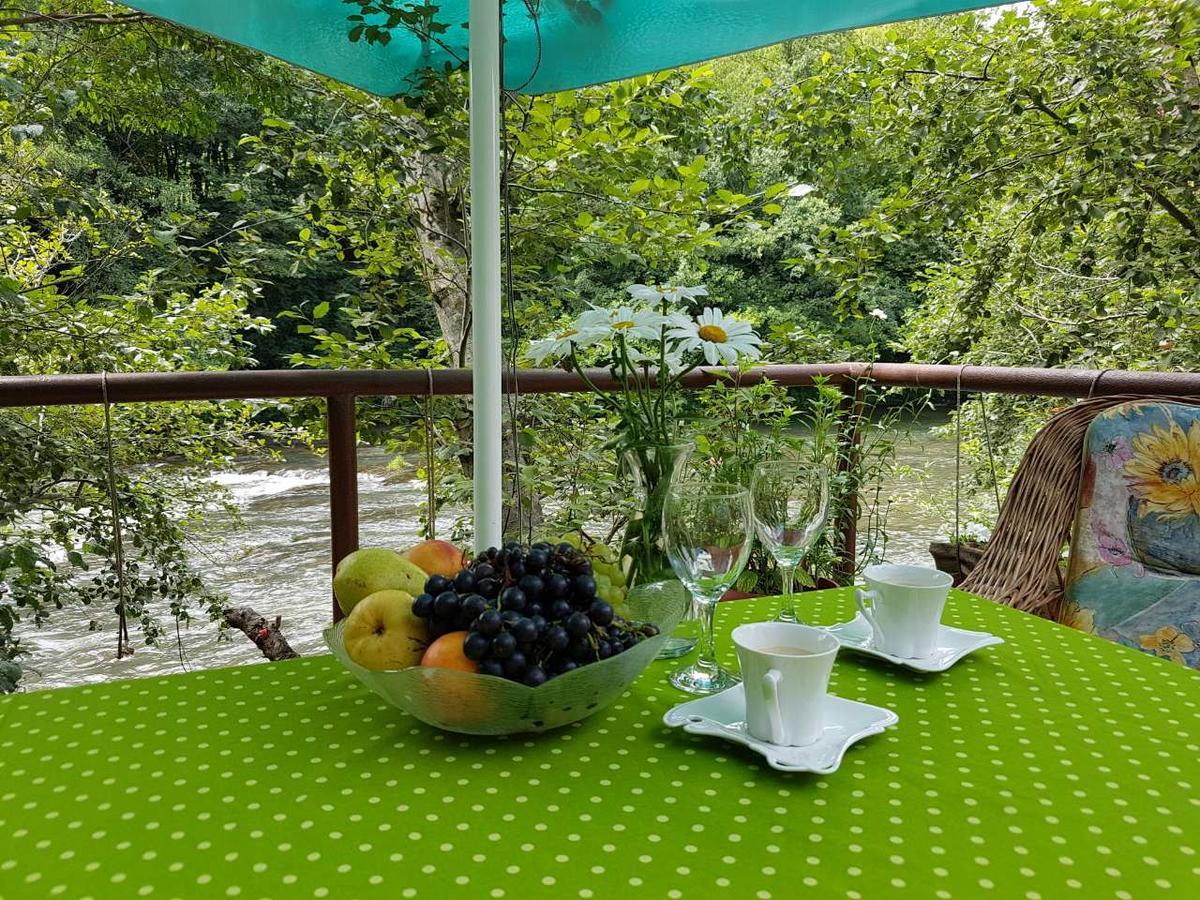 Eden Visoko Apartment Bagian luar foto
