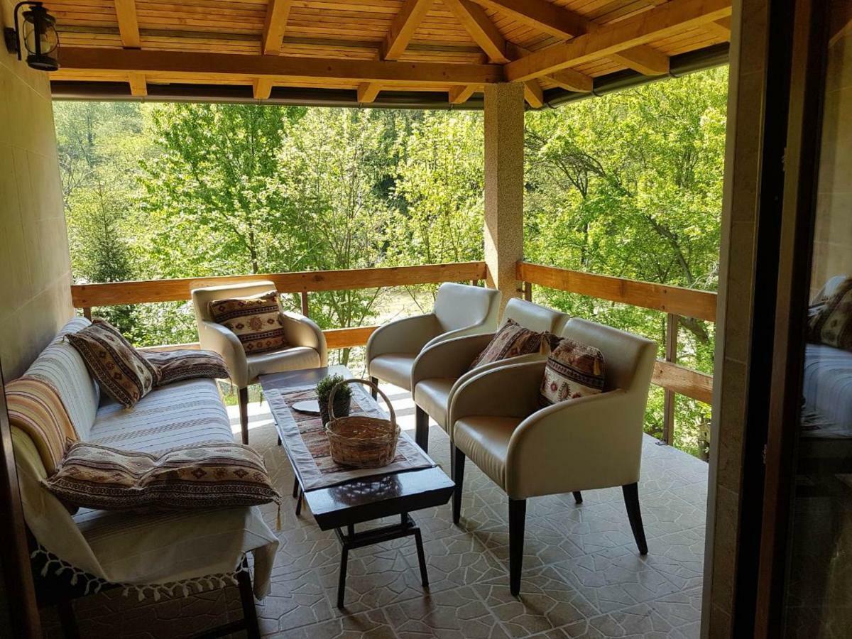Eden Visoko Apartment Bagian luar foto